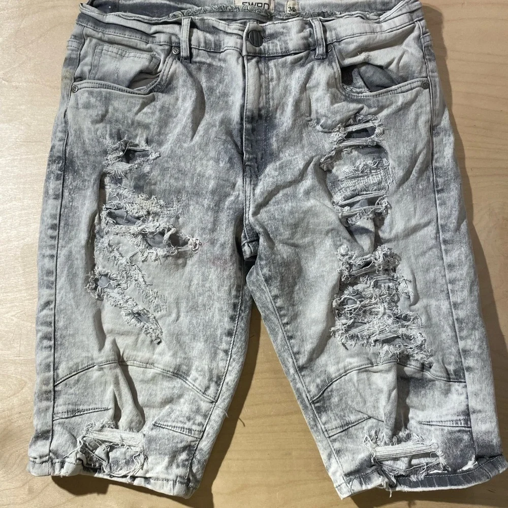 FWRD Denim Distressed Gray Denim Shorts 36 (GD)
